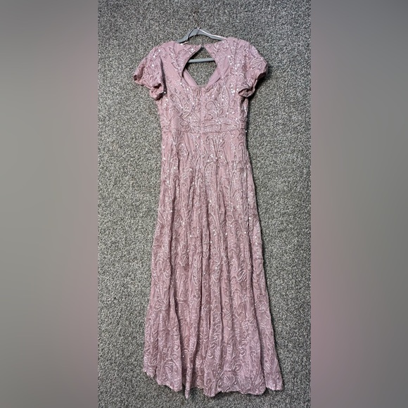 NWOT R&M Richards Mesh Sequined Embellished Dress Size 8 - Picture 5 of 7